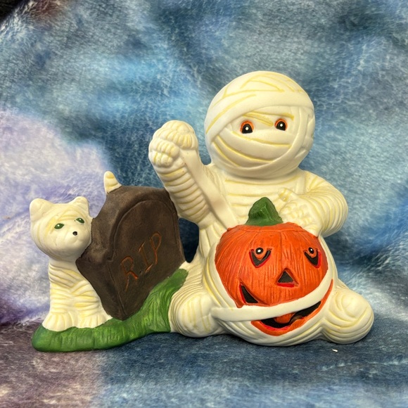 no brand Other - Vintage Halloween Mummy and Friends Pumpkin Figurine